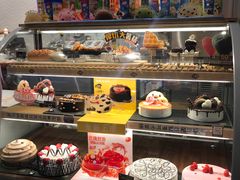 面包甜点陈列柜-DQ·蛋糕·冰淇淋(龙湖狮山天街店)