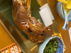 -包整·丝娃娃(一览甲秀楼风景店)