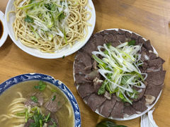 -十二忠手拉面(中华路店)