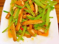 -俏湘私房菜(国贸店)