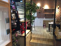 -宠小格时尚宠物生活馆(唐镇店)