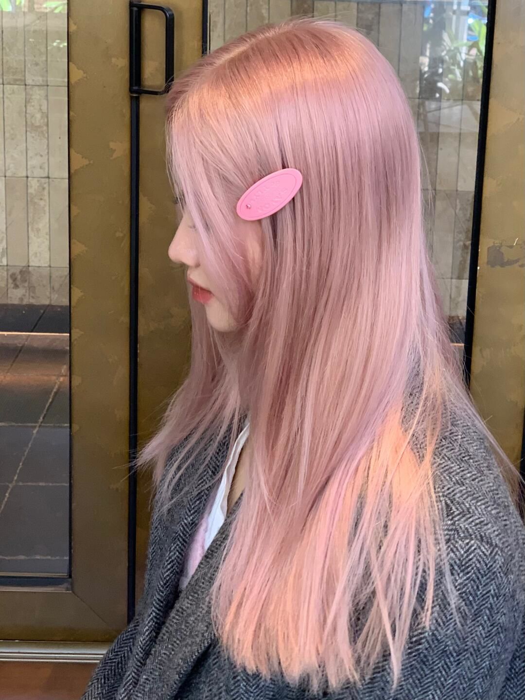 超级显白的灰粉色