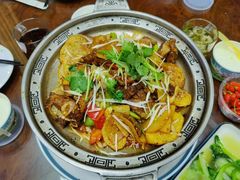-三江源美食城