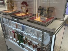 -日上免税店(三径路t3店)