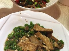 -毛家饭店(今洲广场店)