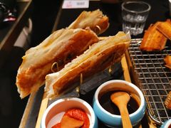 传统葱包烩-老头儿油爆虾·1987杭州烟火味(湖滨银泰in77D区店)