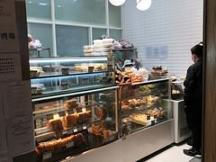 面包甜点陈列柜-白玉兰食品(甜云店)