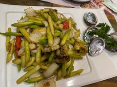 -黄泥岗·地道湖北菜(奥特莱斯店)