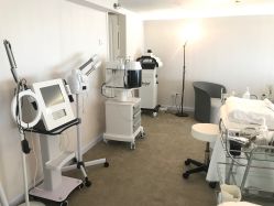 -JNK皮肤管理中心