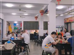 大堂-张一品食府