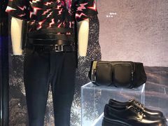 -PRADA普拉达(国际广场店)