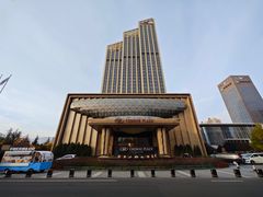 -兰州皇冠假日酒店