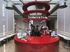 -UNI UNI(环亚凯瑟琳店)