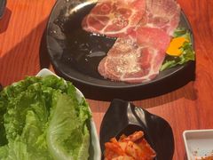 -山之屋炭火烧肉·生啤畅饮(大朗万科中央公园店)