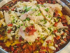 重庆辣子鱼-美膳居川菜馆油焖大虾烧烤(卓刀泉店)