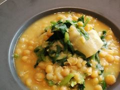 豌豆黄浸豌豆尖-半山腰·云南菜(侨福芳草地店)