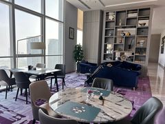 -大连星海皇冠假日酒店