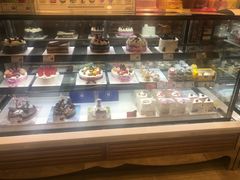 面包甜点陈列柜-巴黎贝甜(武夷花园店)