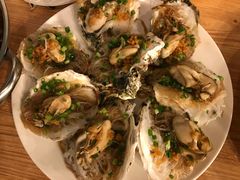 蒜蓉生蚝-猫姑娘大盘鸡(商城路店)