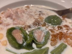 -RUXU入续糖水铺与包(卓悦中心店)