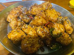 -BHC炸鸡(明洞总店)