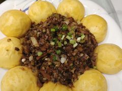-老码头黑皮肘子锅包肉(文政街店)