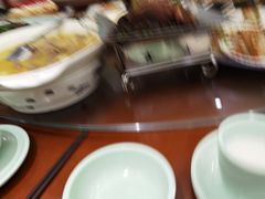 -六合居·明厨亮灶餐厅(成双大道店)