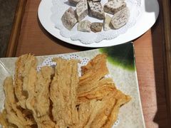 -仄园围炉坊·牛肉火锅·汕头卤水火锅(蛇口店)