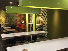 -麦当劳(新华路步步高店)