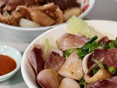 鱿鱼青菜-梓记牛什(總店)