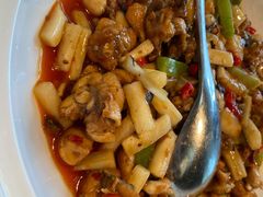 紫苏香辣牛蛙-凤凰湘语·湘粤和鸣(浦东旗舰店)