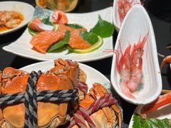 -雍容荟帝王蟹活龙虾展台自助(IFS黑金店)