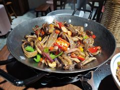 干锅鹿茸菌-乡里人家家常菜馆(营盘路店)