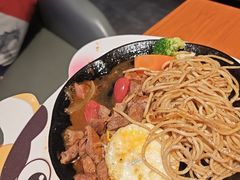 -豪客嘉族·麦尼顿西餐厅(乐福天下店)