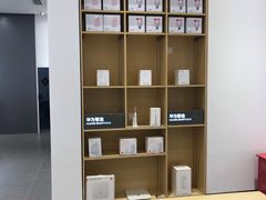 -华为授权体验店(中山公园来福士)