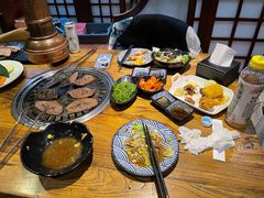 -鹤一烤肉自助餐厅(中关村店)