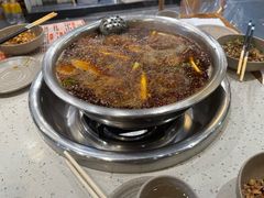 全红味锅底-肖肖酸萝卜鱼火锅(总店)