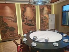 -小山羊功夫串·泰安烧烤·海鲜小炒老地摊店