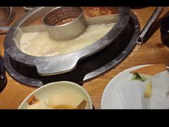 -佬土鹅肠火锅(中建大观店)