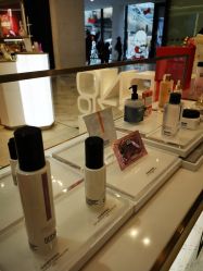 -奥伦纳素Erno Laszlo