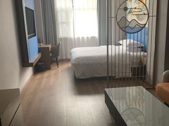 -丽辰酒店(深圳翻身地铁站店)