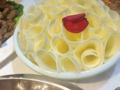 -牛员外鲜切牛肉火锅