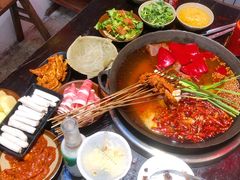-四小区火锅·巷子里的重庆火锅(花照壁店)