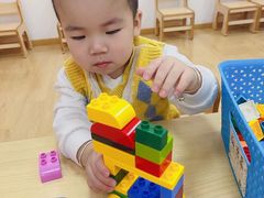 -黄浦乐烁龙鱼宝贝托育园(海潮路校区)