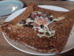 鸡蛋蘑菇熏肉荞麦可丽饼-RAC BAR(安福路店)