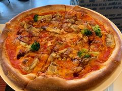 日式照烧鸡肉披萨-WOLFGANG PUCK KITCHEN & BAR(迪士尼小镇店)