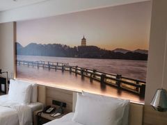 -杭州西湖湖滨银泰亚朵酒店