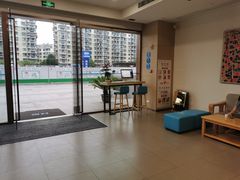 -汉庭(南京五塘广场地铁站店)