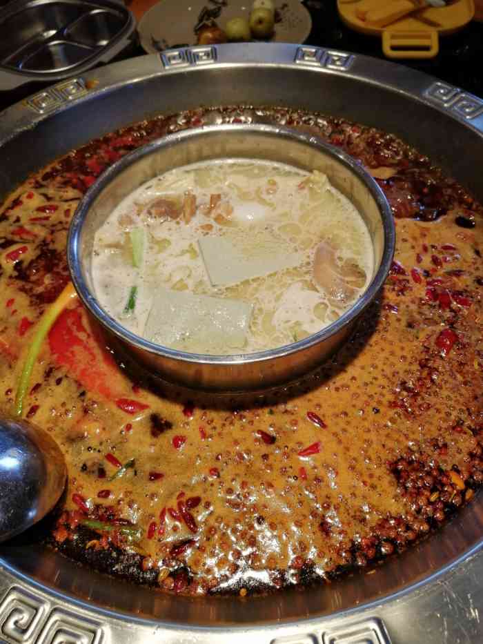 蜀镇老火锅(花牌坊店)-"蜀镇老火锅非常不错的一个火锅品牌,在成都.