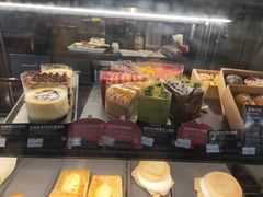 -星巴克臻选(莘庄仲盛店)